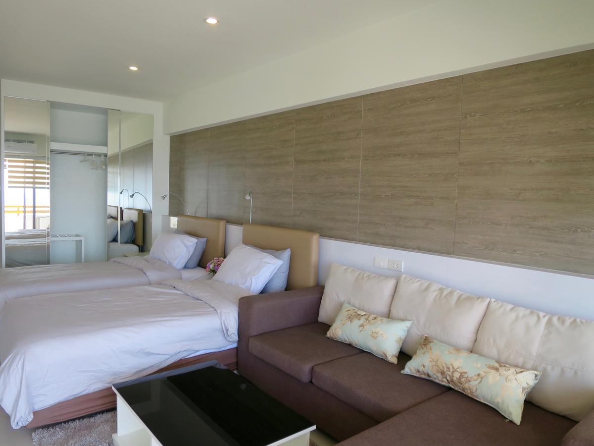 Sunshine Beach Condotel By Lux На Джомтиен Екстериор снимка
