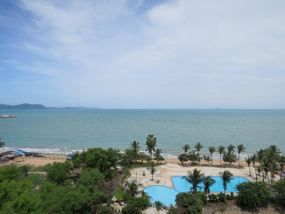 Sunshine Beach Condotel By Lux На Джомтиен Екстериор снимка