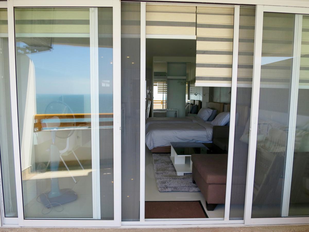 Sunshine Beach Condotel By Lux На Джомтиен Екстериор снимка
